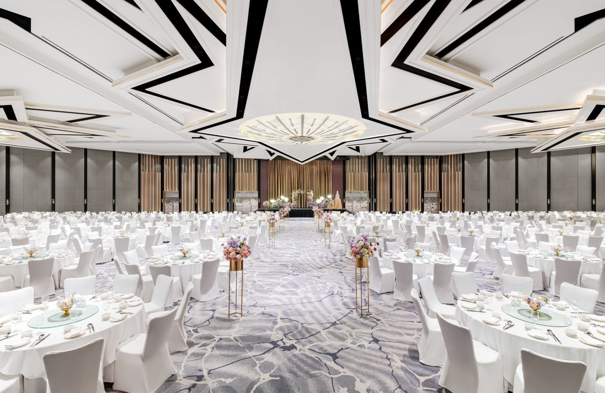 Fairmont Singapore and Swissôtel The Stamford
